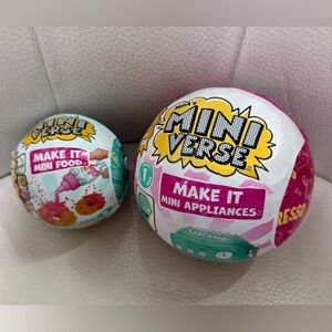 Lot of 2 Mini Verse mystery Toy Balls